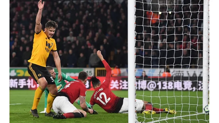 Man United cayó ante los Wolves y pone en peligro su clasificación a la Champions