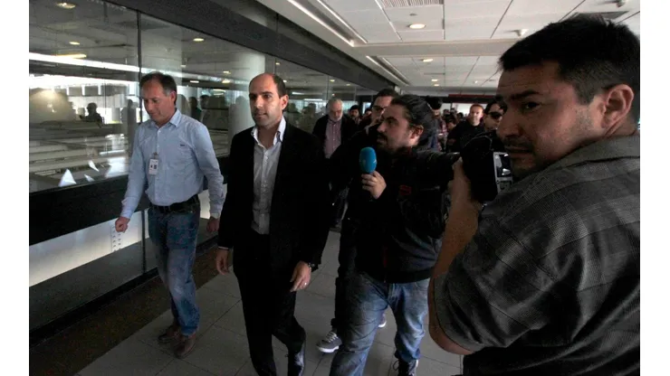 El Presidente de la ANFP realizo un punto de prensa En el Aeropuerto de Santiago