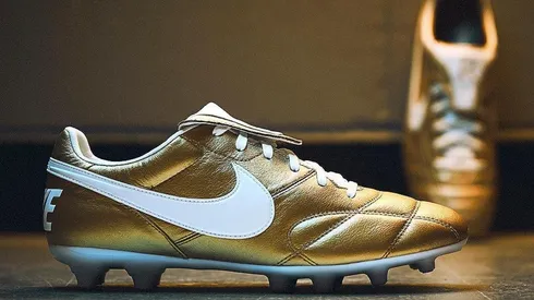 Nike lanzó las botas Premier II inspiradas en Ronaldinho