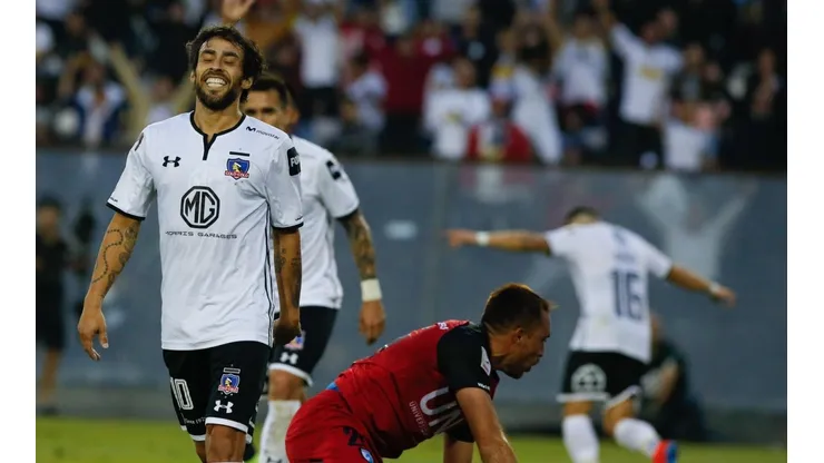 Valdivia estará en el once contra Colo Colo