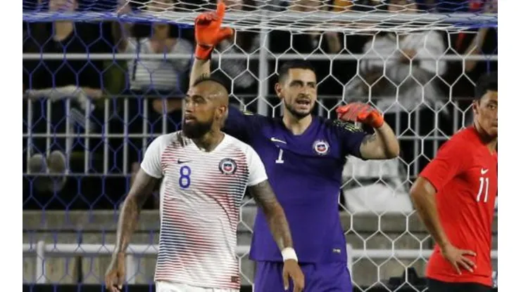 Vidal hizo buenas migas con Arias en la Roja