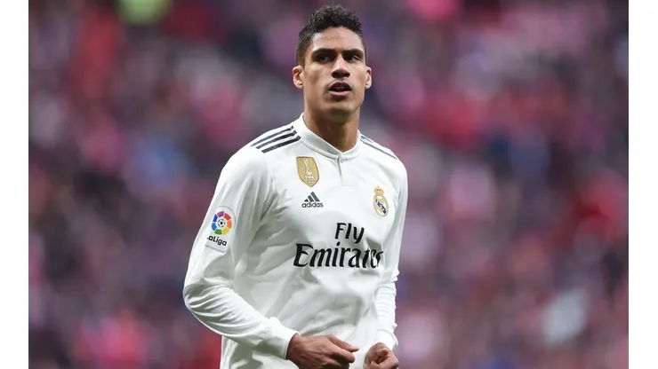 Varane le avisó al Real Madrid que quiere dejar el club