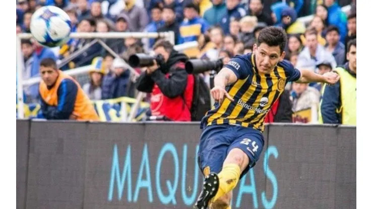 Parot la está rompiendo en el partido contra Argentinos