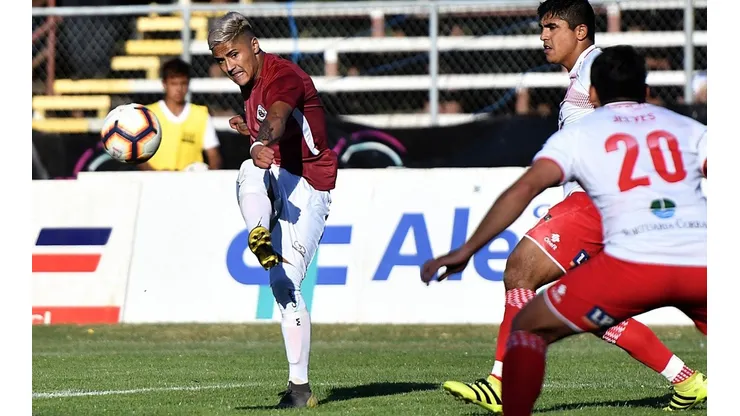 Juan Carlos Gaete anota su primer gol en su regreso a Santa Cruz
