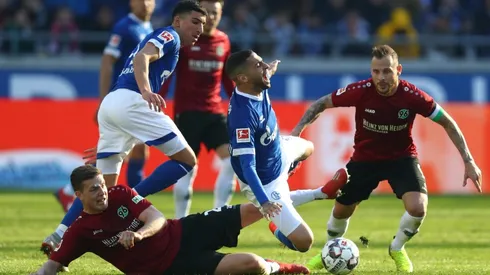 Hannover de Miiko cayó ante Schalke y quedó colista