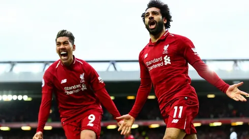 Liverpool venció al Tottenham con un autogol y sueña con el título