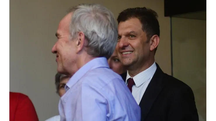 Mosa sigue en pie de guerra con Gabriel Ruiz-Tagle