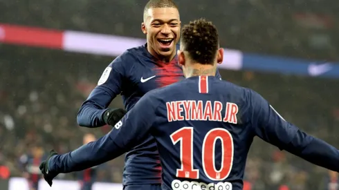 Paris Saint-Germain vs. EA Guingamp - Ligue 1