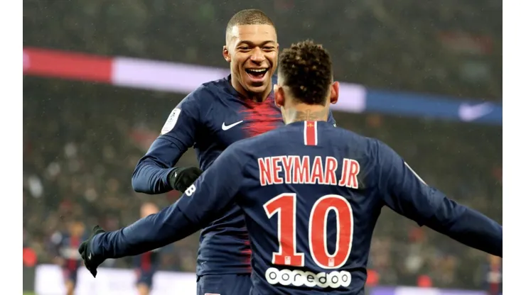 Paris Saint-Germain vs. EA Guingamp - Ligue 1