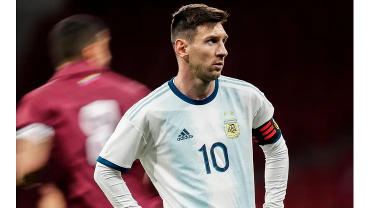 Lionel Messi dispara contra sus críticos en Argentina
