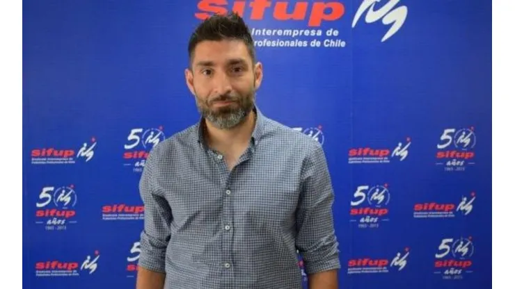 Gamadiel García le presta el ropero a Nicolás Maturana