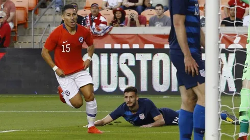 El Torta le marca a Estados Unidos.