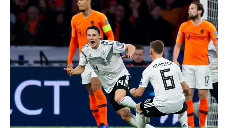 Nico Schulz celebra el gol y la victoria.