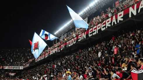 Acribillan a un hombre en Argentina por una bandera