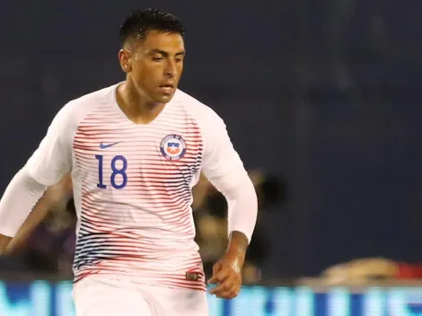 Gonzalo Jara vuelve a la titularidad en la Roja después de un año y medio