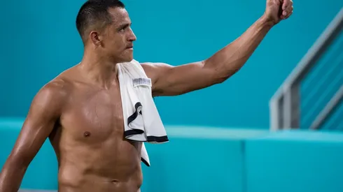 Manchester United v Real Madrid - International Champions Cup 2018 - MIAMI, FL - JULY 31: Alexis Sanchez #7 of Manchester United exits the stadium after the International Champions Cup match against Real Madrid at Hard Rock Stadium on July 31, 2018 in Miami, Florida. (Photo by Rob Foldy/Getty Images) *** Local Caption *** Alexis Sanchez - Not Released (NR)
