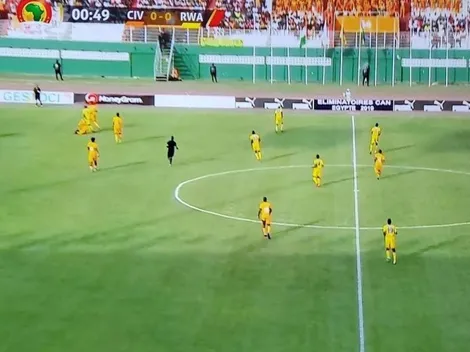 Costa de Marfil y Ruanda jugaron con camisetas del mismo color