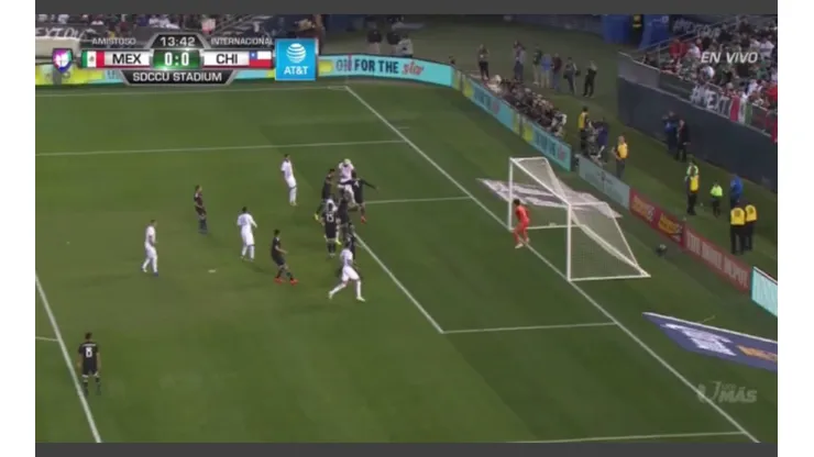 Memo Ochoa ahoga el grito de gol de Arturo Vidal