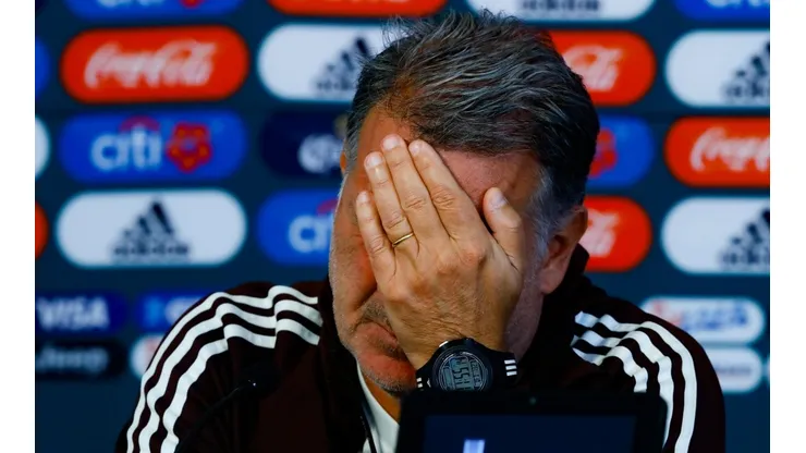 Gerardo Martino molesto por el estado de la cancha para el México-Chile
