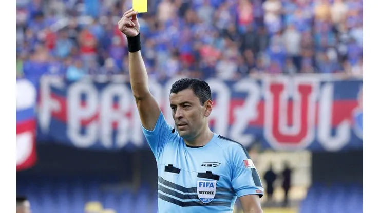 Chile tendrá tres árbitros y dos asistentes en Copa América 2019.