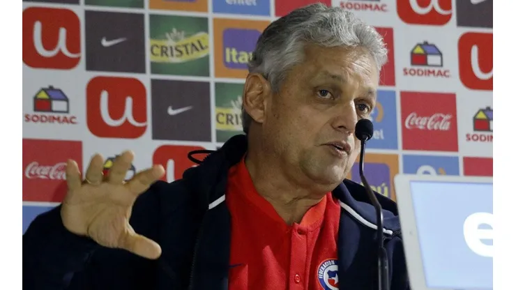 A Pancho Sagredo no le gusta el 4-3-3 ni el 4-2-3-1 de Rueda.