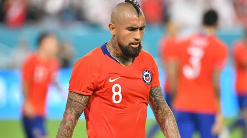 Vidal llegará mañana a la Roja por problemas con su pasaporte
