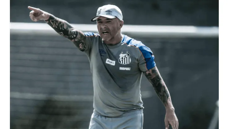 Sampaoli entrega parte de su sueldo para pagarle a sus jugadores