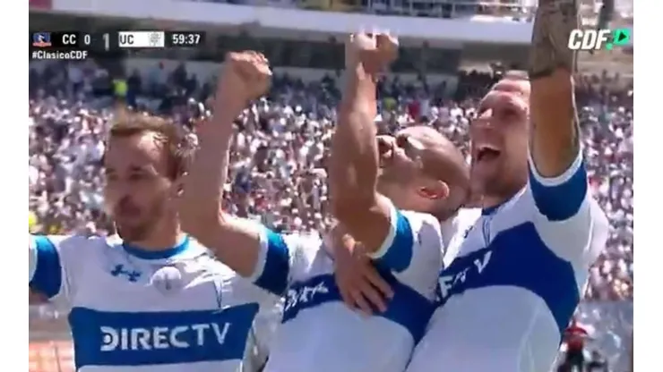 El emocionante festejo de Sáez (centro)