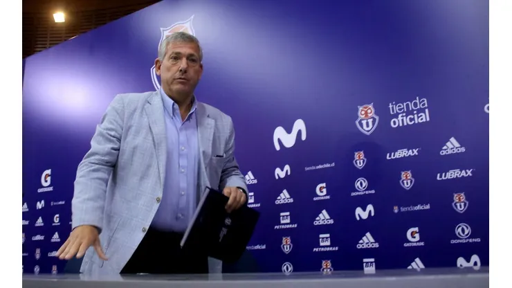 Carlos Heller oficializa salida de Soteldo de Universidad de Chile