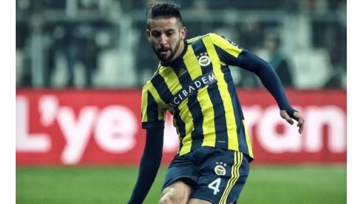 Fenerbahce de Mauricio Isla vuelve al triunfo en Turquía