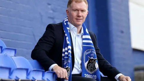 Scholes duró 31 días como entrenador del Oldham