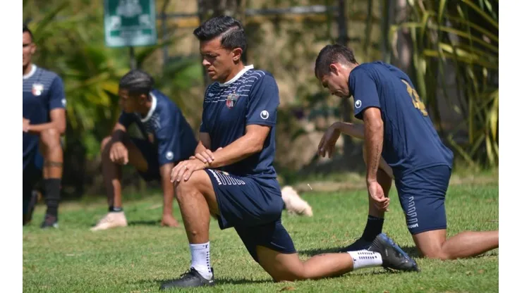 El plantel de Lara tuvo que entrenarse mientras trataba de salir de Venezuela. Aquello no sucedió.