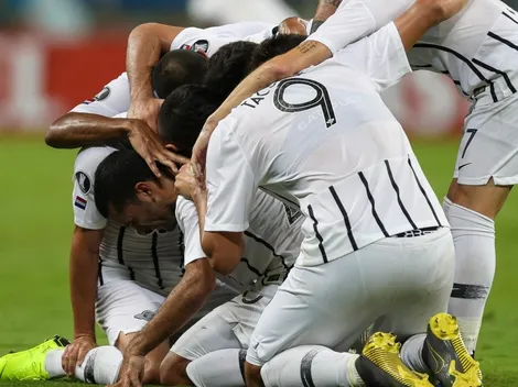 [Posiciones] Libertad derrota a Gremio y complica a la UC