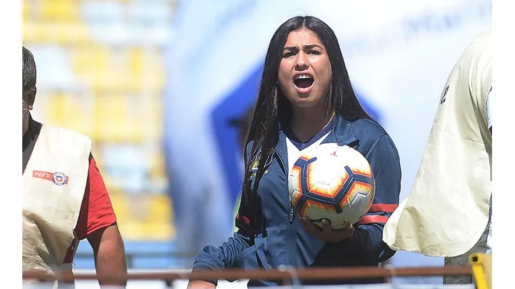 Las peloteras fueron protagonistas en Everton-Iquique