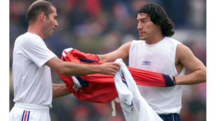 Zidane jugó ante Chile en la despedida de la selección de Iván Zamorano