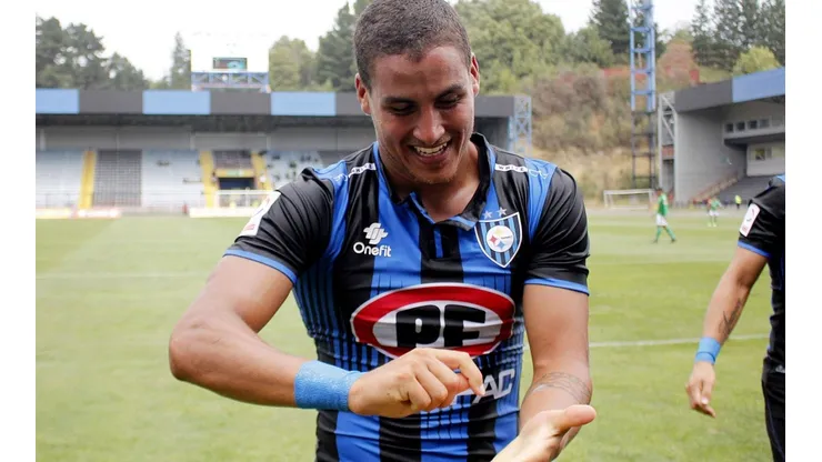 Nicolás Larcamón y el debut goleador de Alexander Succar