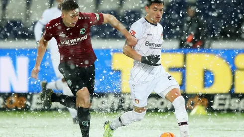 Aránguiz se quedó con el clásico chileno en Alemania