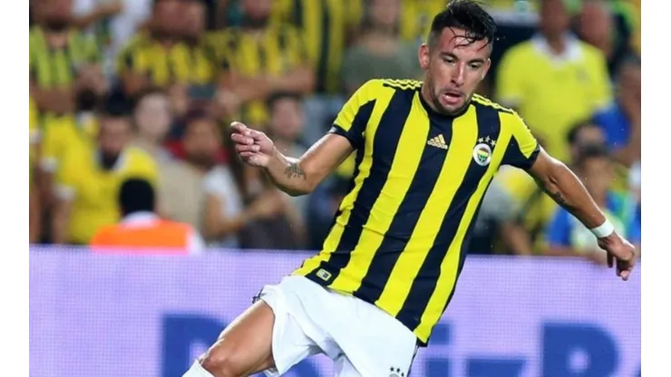 Fenerbahce de Mauricio Isla se acerca a puestos de descenso
