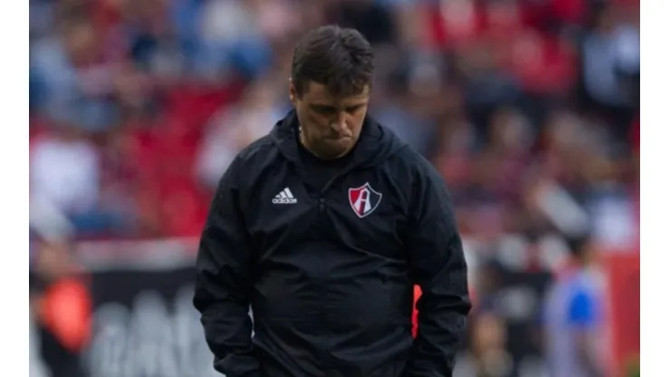 Ángel Guillermo Hoyos deja de ser el entrenador de Atlas de México