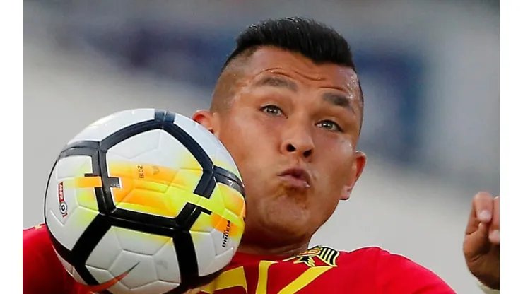 Carlos Muñoz llega a El Salvador justo para la visita de Colo Colo