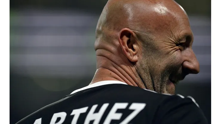 Barthez aseguró que el PSG le faltó el respeto al United