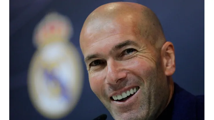 Zidane volvería en junio al Real Madrid con un cheque en blanco para fichar