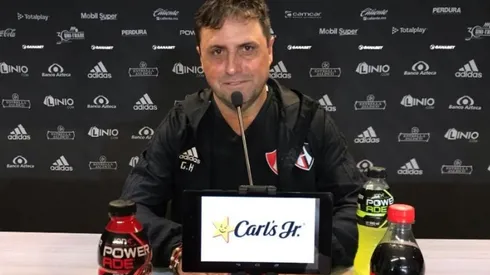 Ángel Guillermo Hoyos se mantiene como entrenador de Atlas de México