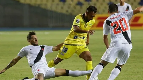 U de Conce suma dos empates y seis derrotas en Libertadores