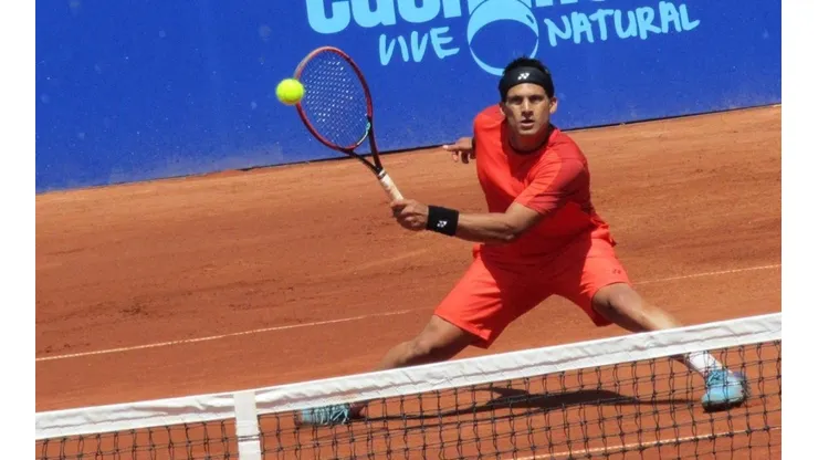Bastián Malla comenzó con victoria su camino en el Challenger de Santiago