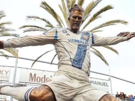 Así se hizo la estatua de David Beckham con efecto blur incluido
