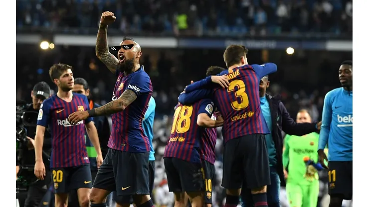 El Rey lo pasa bien tras cumplir con su deber en el Clásico