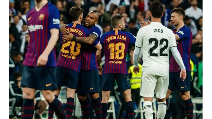 Vidal y el Barça celebran en la Liga ante Real Madrid.