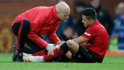 Alexis Sánchez estará entre seis y ocho semanas sin actividad