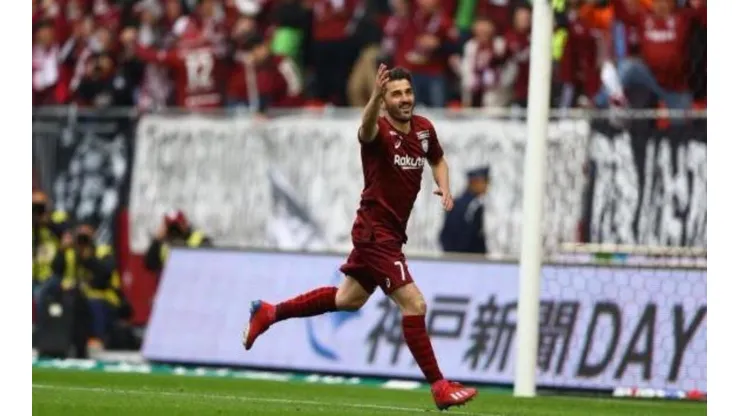 Villa anotó su primer gol en Japón en el clásico ante Torres